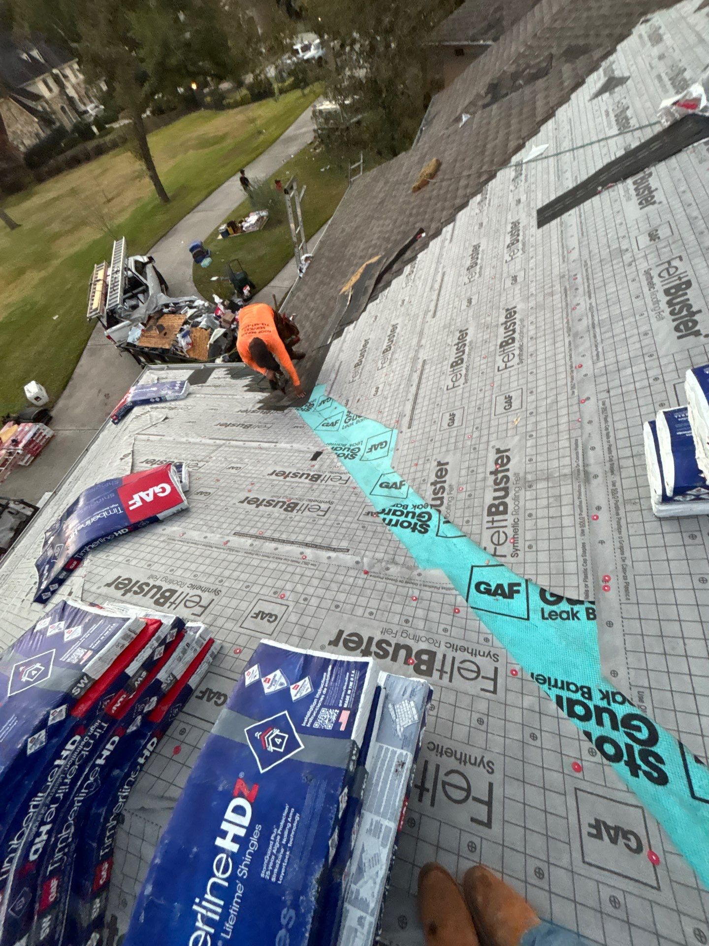 Full roof replacement in Sugar Land, TX with GAF StormGuard ice & water shield in valleys over FeltBuster synthetic felt — Roof Repair Services Fort Bend County
